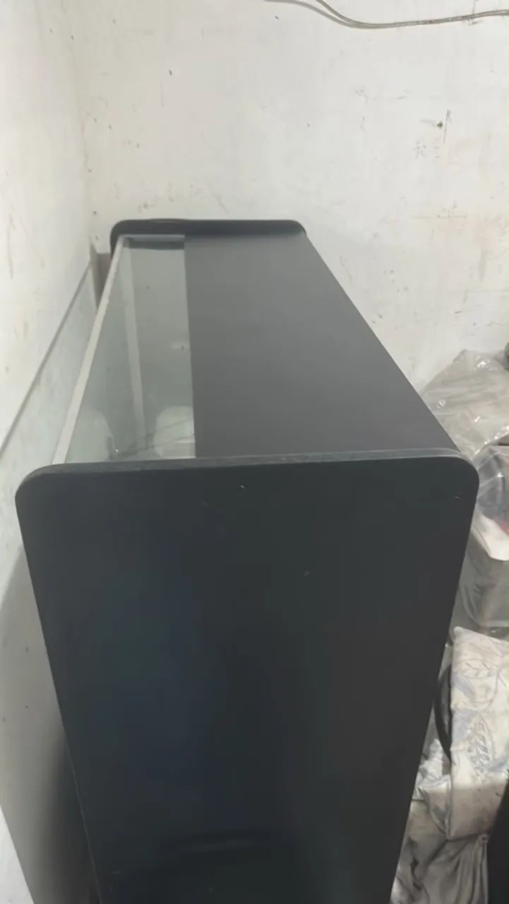 BALCÃO EXPOSITOR DE VIDRO PRETO - ÓTIMO ESTADO! - Foto 2