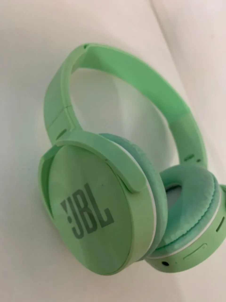 Fone de Ouvido JBL Verde