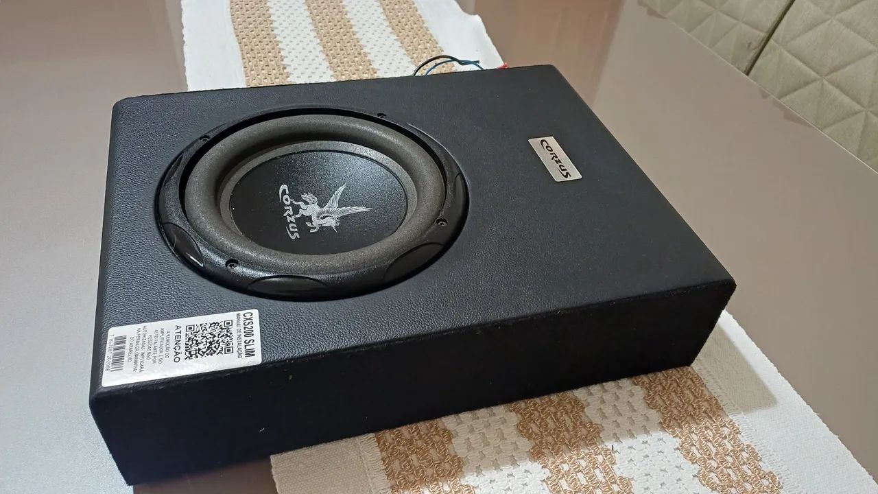 Vendo Caixa Subwoofer Slim 8" Corzus C200 + Cabos RCA - Foto 2