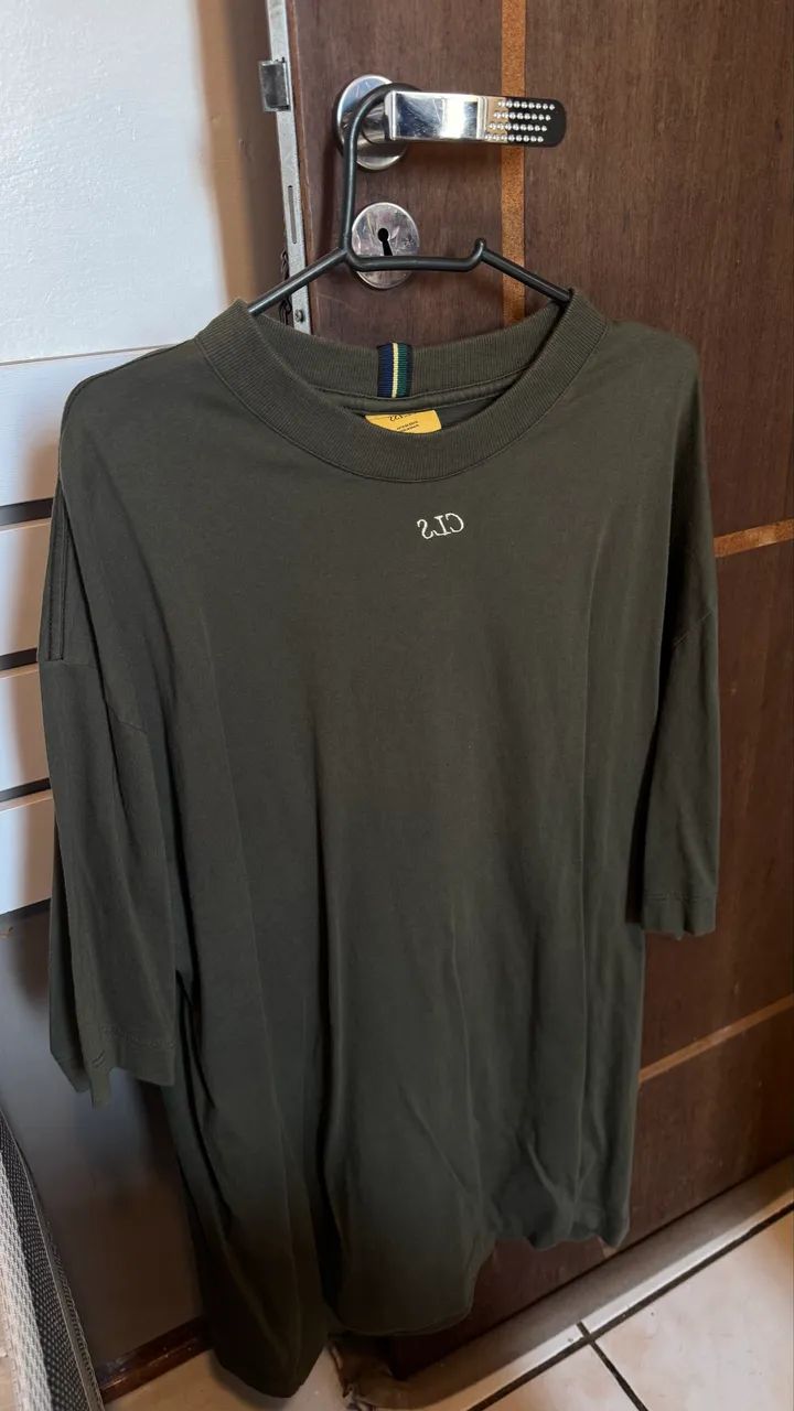 camiseta class GG