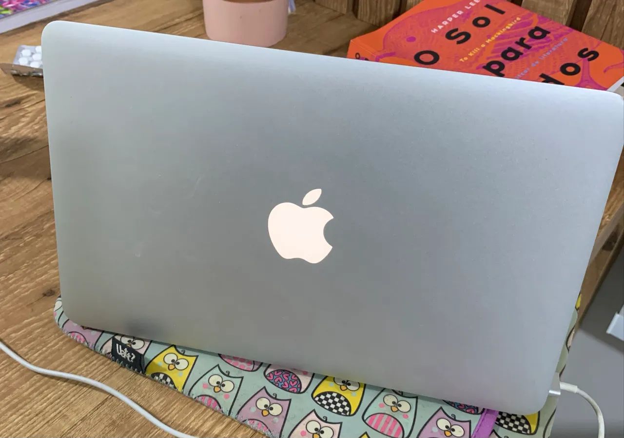 MacBook Air 11 (2012)