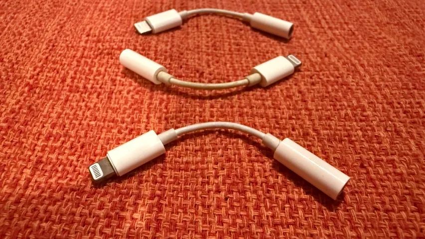 Adaptador ORIGINAL Apple iPhone Lightning para P2 - Foto 2