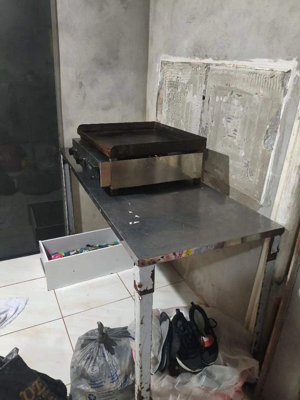 CHAPA E MESA INOX PRA VENDER LOGO