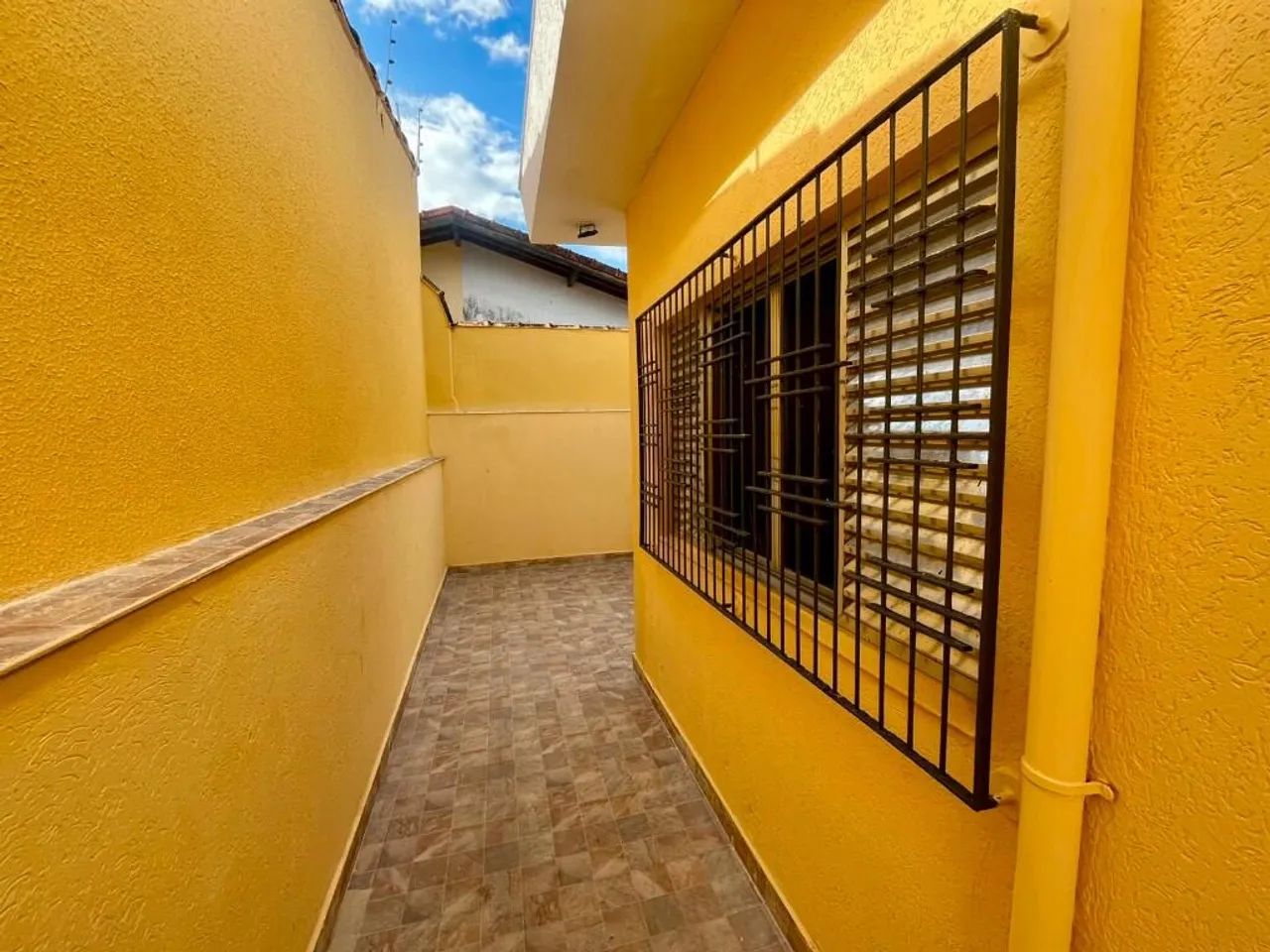 Casa 2 Quartos - 400 Metros do Mar - Vila Caiçara - Praia Grande - Foto 3