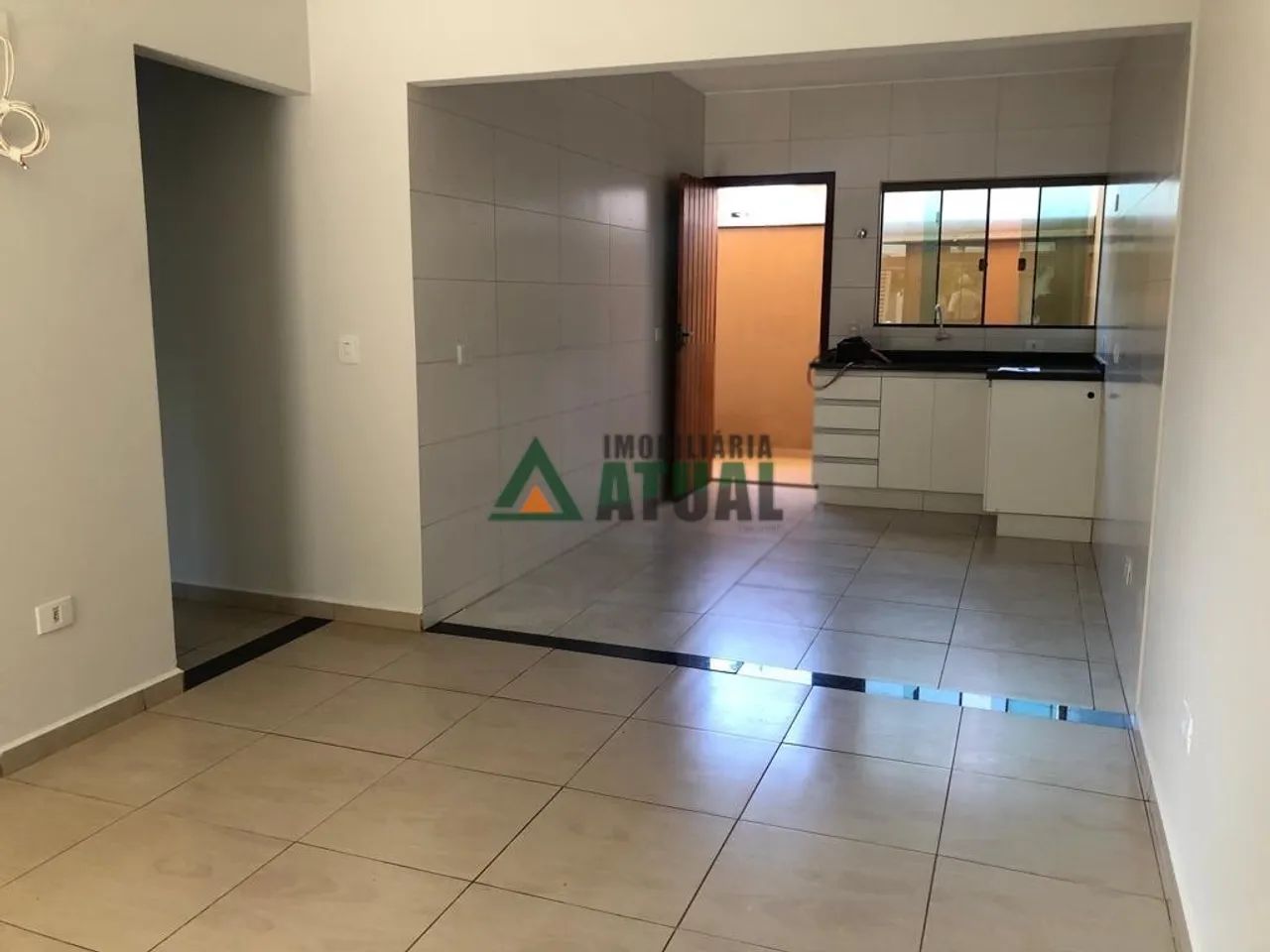 CASA COM 3 QUARTOS NA REGIÃO LESTE DE LONDRINA - Foto 3