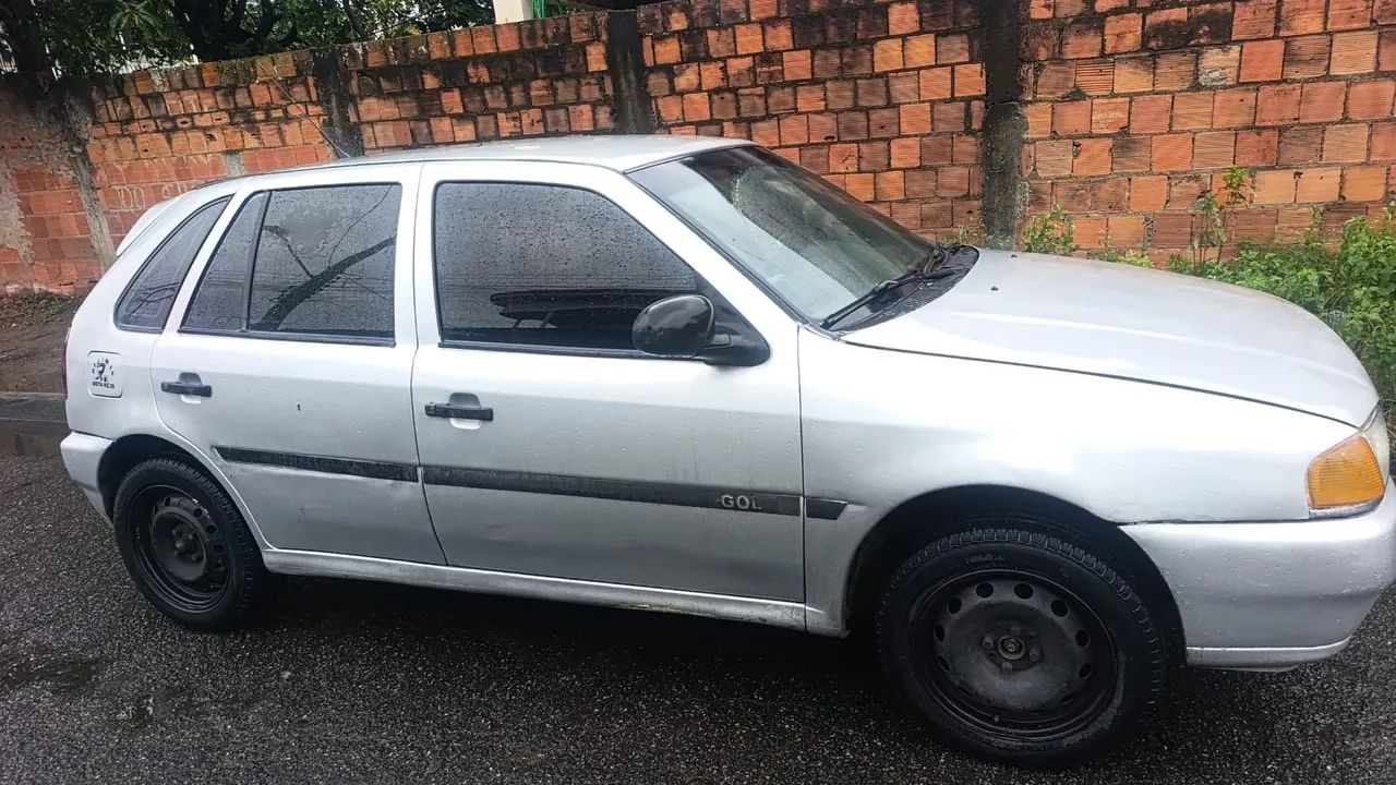 Volkswagen Gol 1000 MI 16v/ Ouro 4P 1998