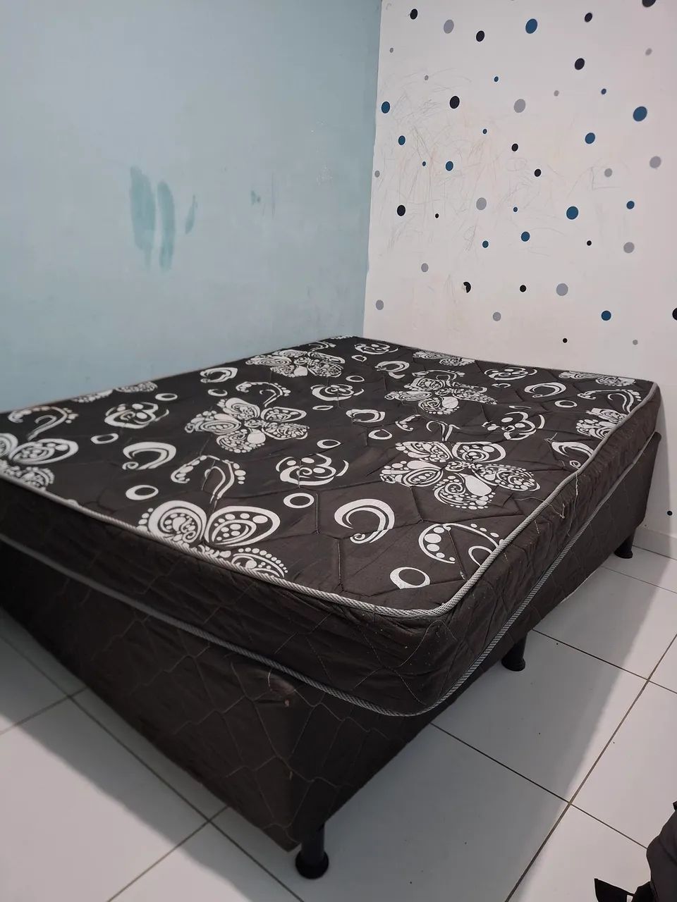 Cama box + colchão