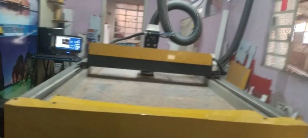 router cnc com aspirador industrial 4cv. 1.25x2,30 m. - Foto 2