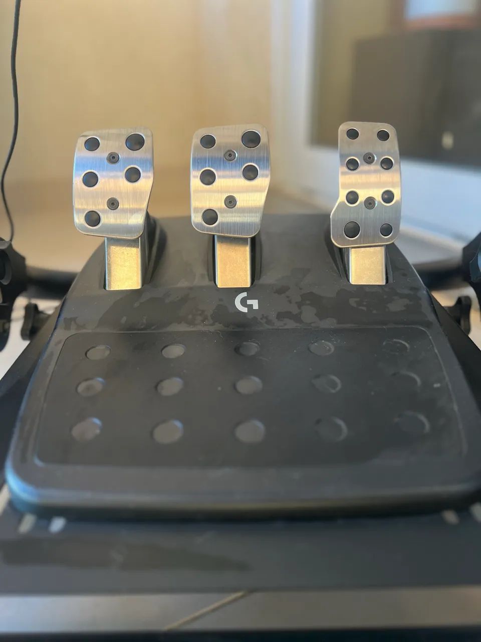 Cockpit + Volante Logitech G923 Ótima conservação  - Foto 3