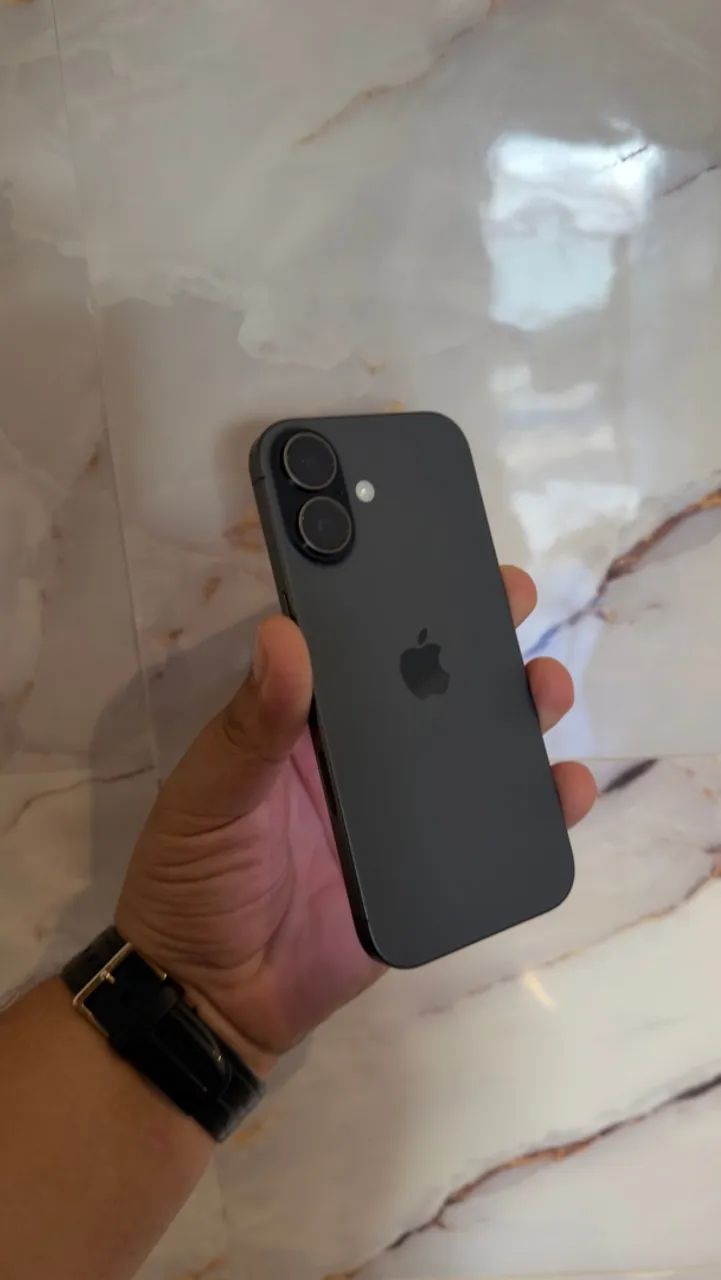 IPHONE 17 256gb IMPECÁVEL 