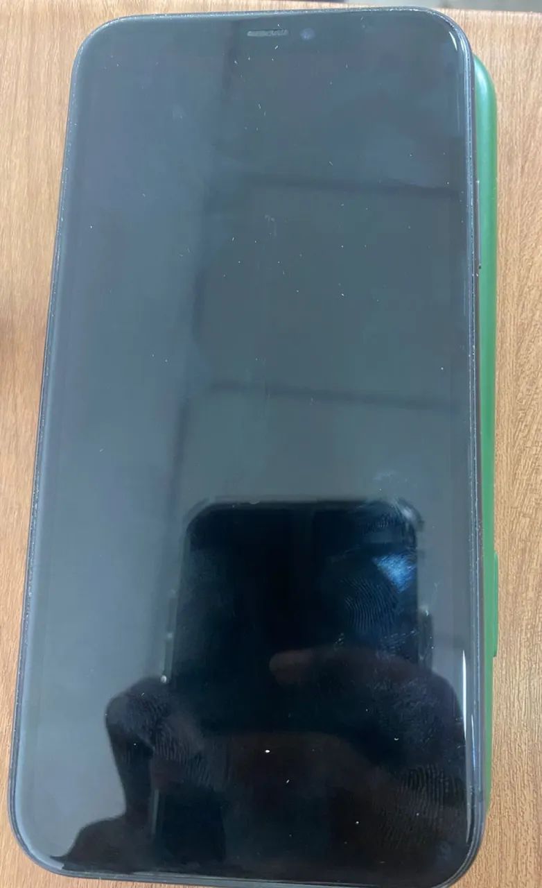 IPHONE 11 64GB usado