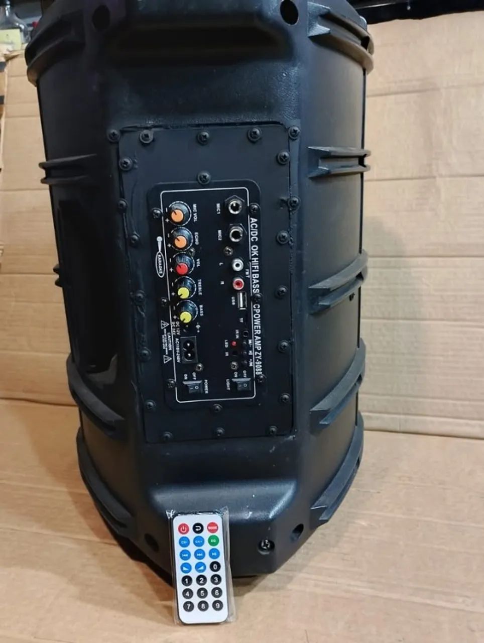 Caixa Ativa CSR 10  Modelo ZY - 9088 - 50 Rms