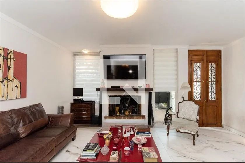 Casa à Venda - Vila Nova Conceição, 3 Quartos, 185 m2