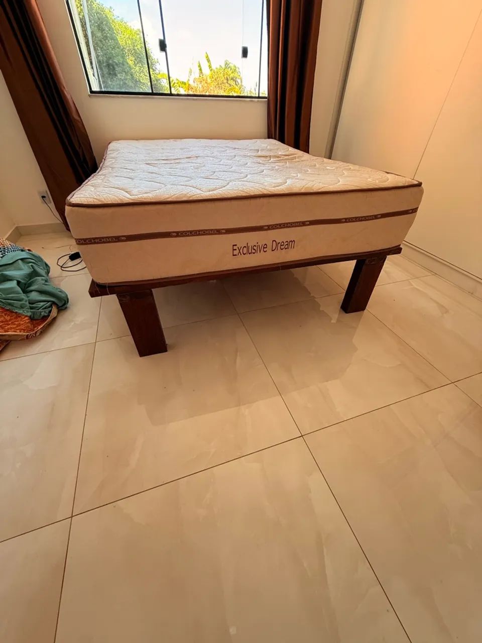 Cama com colchão  - Foto 2