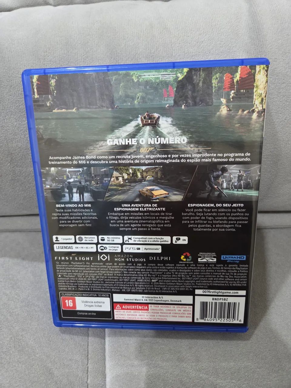 007 First Light - PS5 - Foto 3