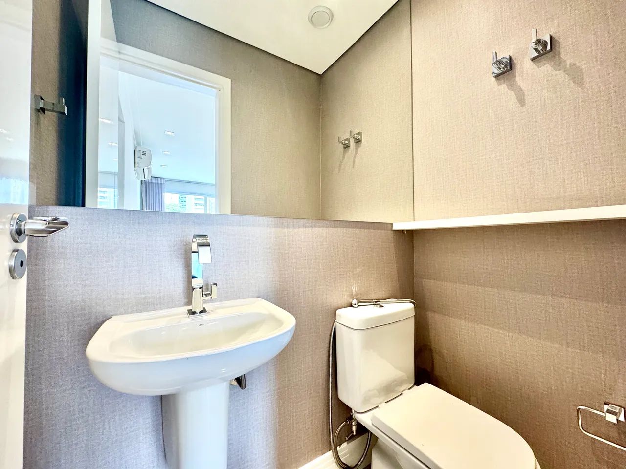 Apartamento para alugar com 2 quartos, 76 m² - Cambuí - Foto 3