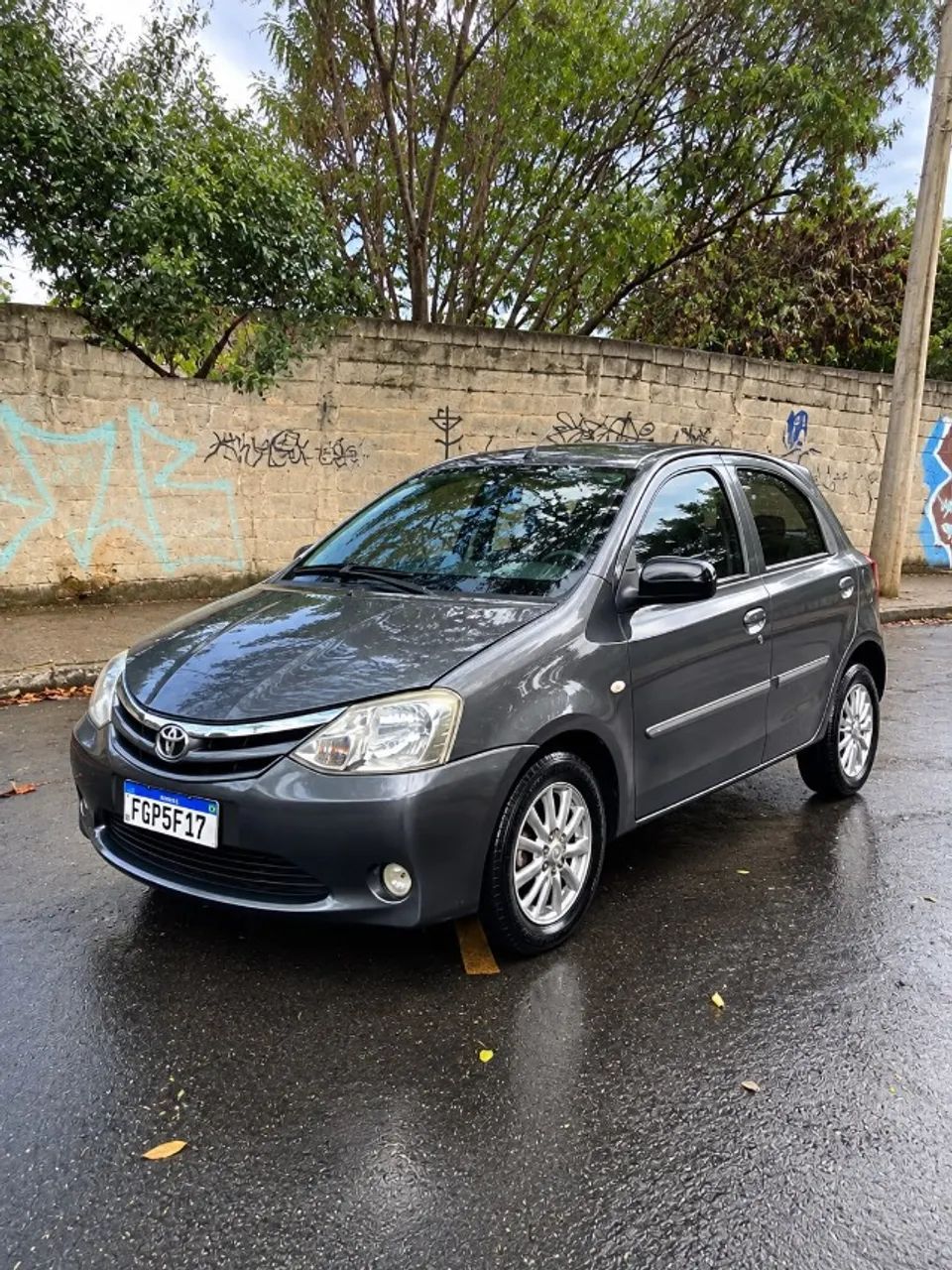 Toyota Etios XLS 1.5 16V FLEX 2013