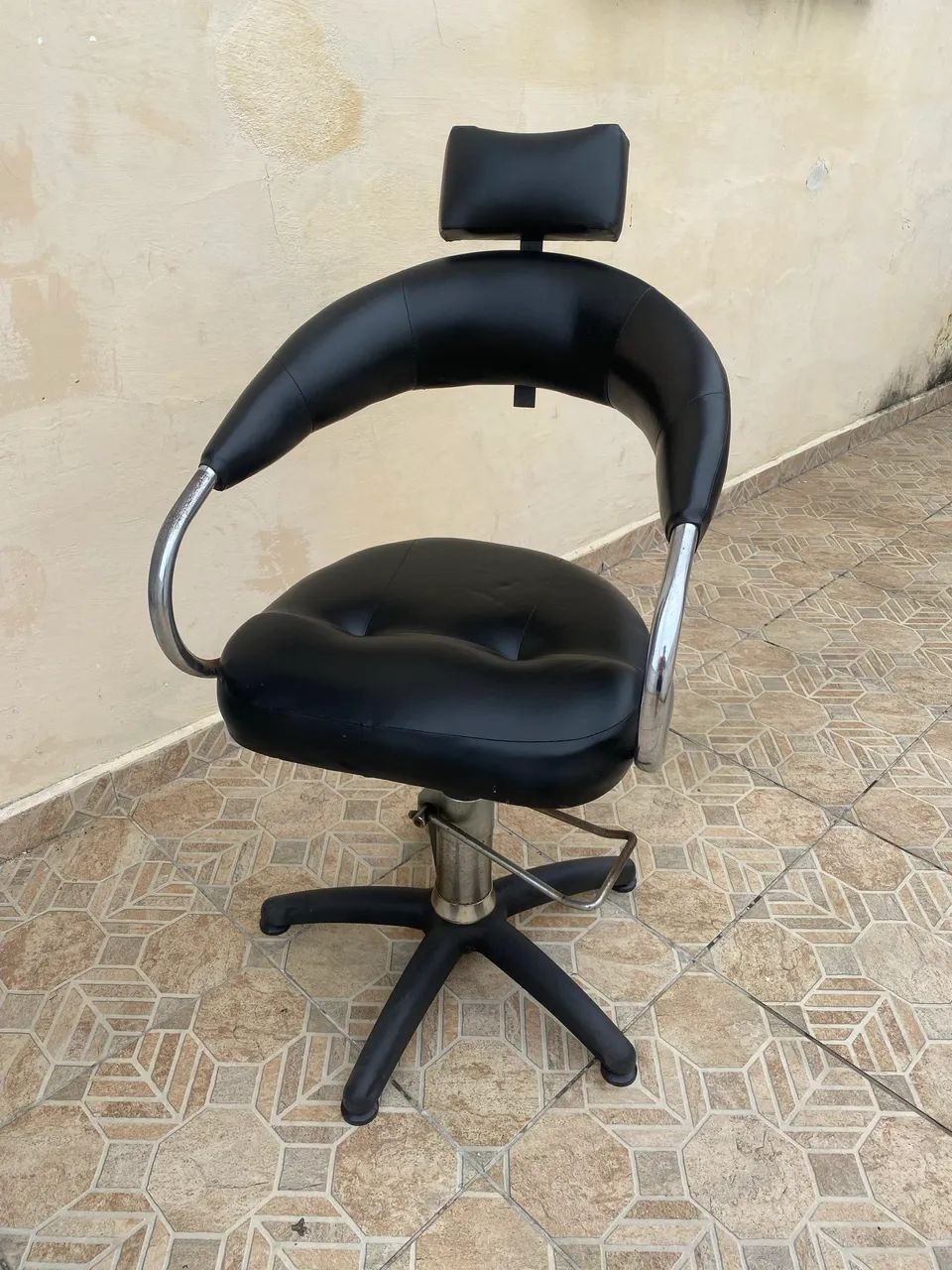 Cadeira de barbeiro nova 