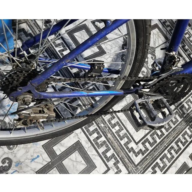 Bicicleta com Marcha Freio Dianteiro e Traseiro Descanso e Cela Nova - Foto 3