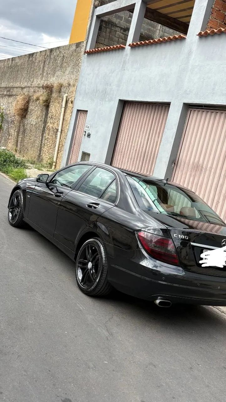 Mercedes-Benz C-180 CGI Classic 1.8 16V 156cv Aut. 2012