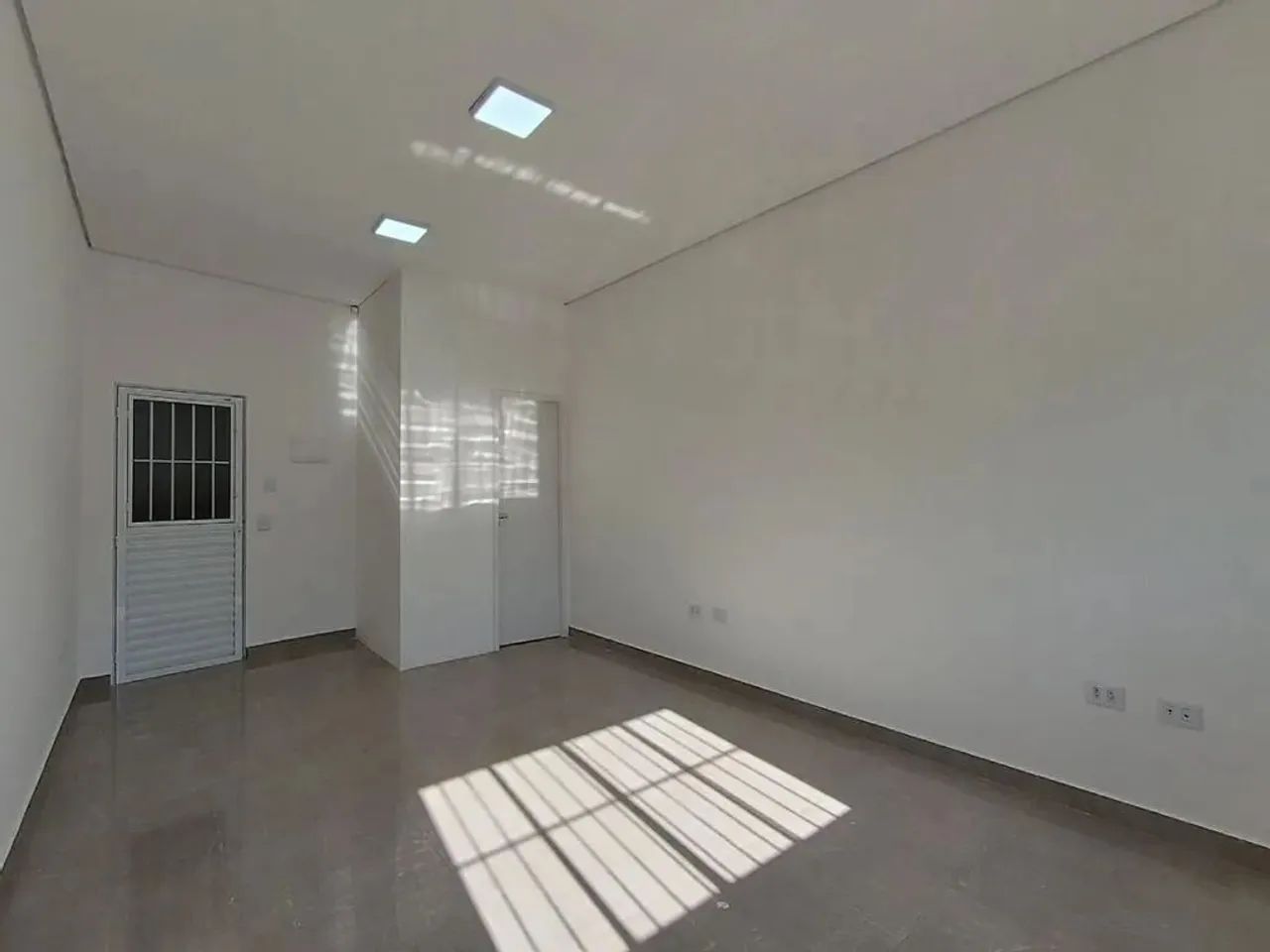 Sala para alugar em Cotia, Água Espraiada (Caucaia do Alto), com 20 m² - Foto 4