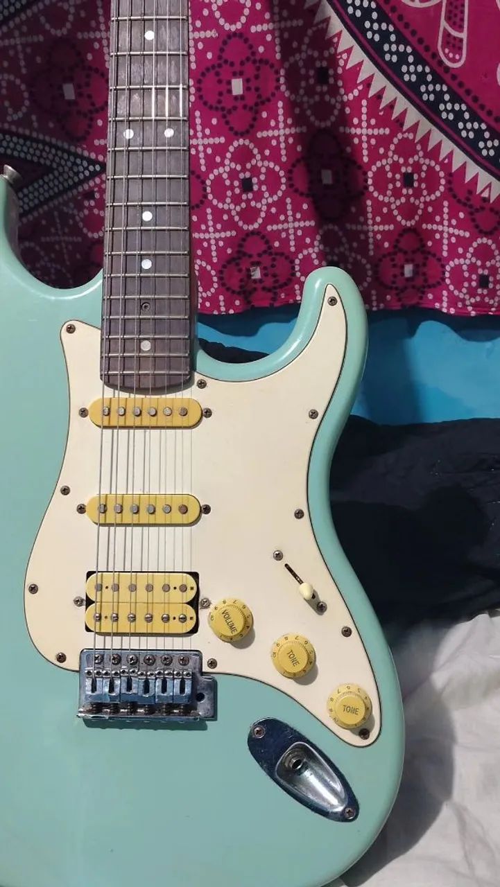 Guitarra azul Eagle stratocaster  - Foto 2