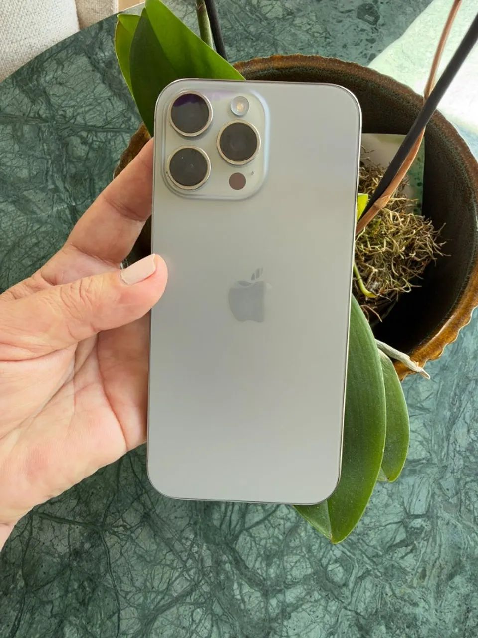 Iphone 16 Pró max 256  DESERT TITANIUM
