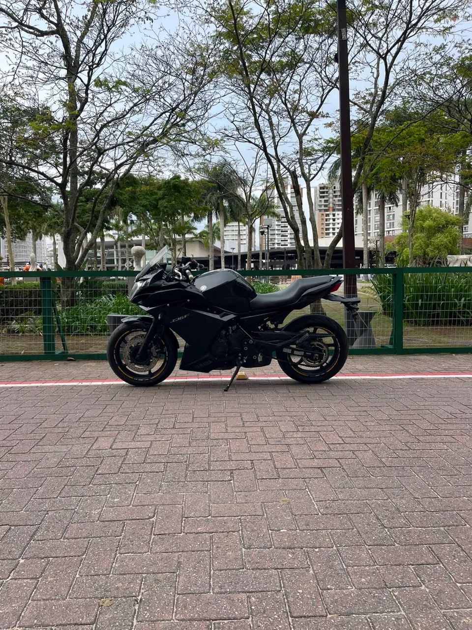 YAMAHA XJ6 2012 abaixo da Fipe Torrando - Foto 4