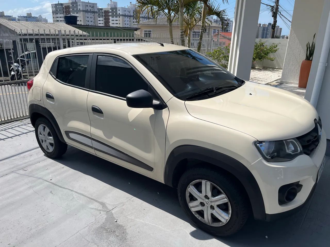 Renault Kwid Zen 1.0 Flex 12V 5P Mec. 2022 - Foto 5
