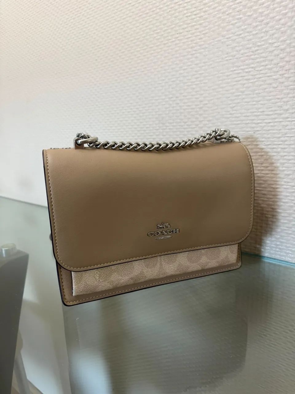 Bolsa Coach mini klare nova sem uso, com etiqueta 