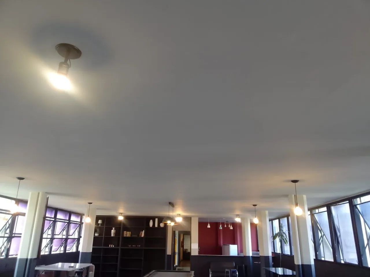 Alugo ótimo espaço Comercial 