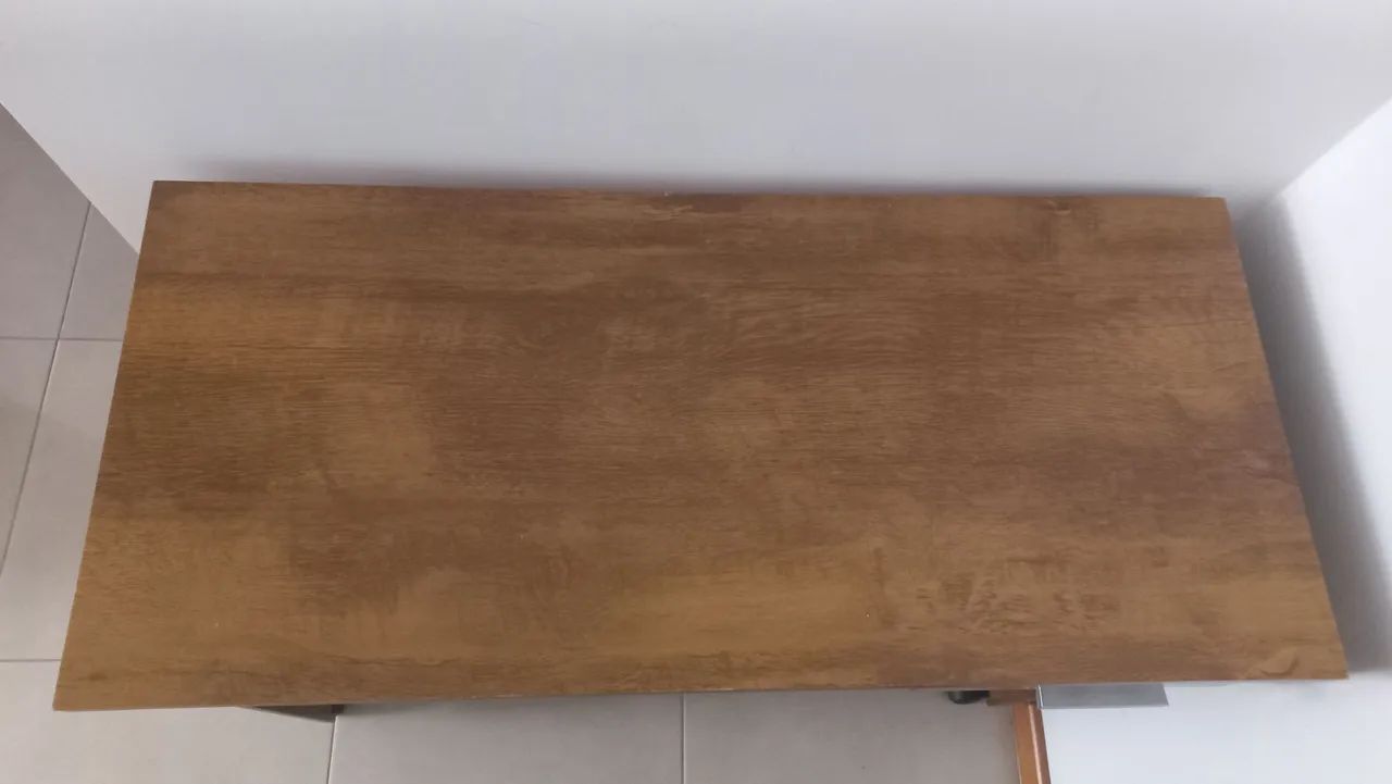 Mesa escritório com gaveta - Foto 3