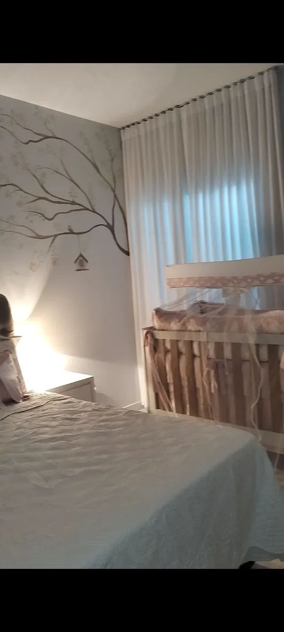 Berço e guarda roupa infantil 