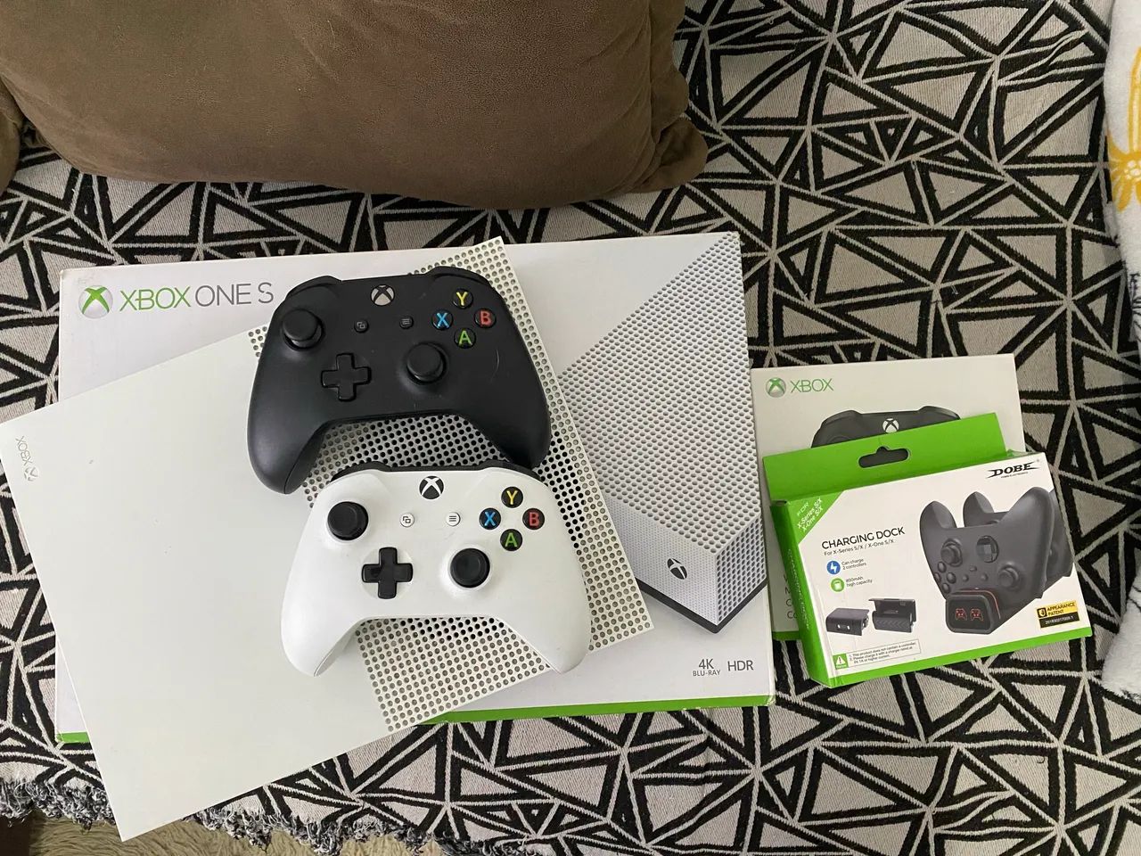 XBOX  ONE S  - Foto 2