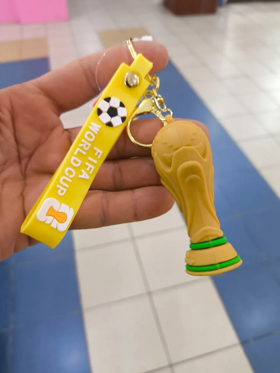Chaveiro mascote da copa do mundo  - Foto 2