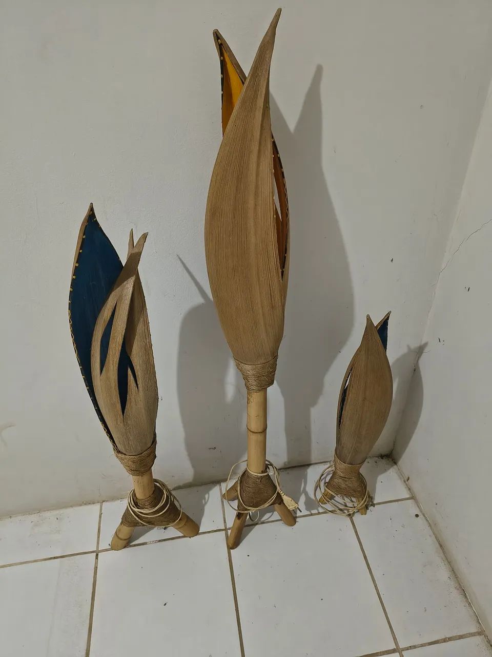 Kit com 4 cadeiras de balanço + centro + luminárias 100,00 apenas! - Foto 3