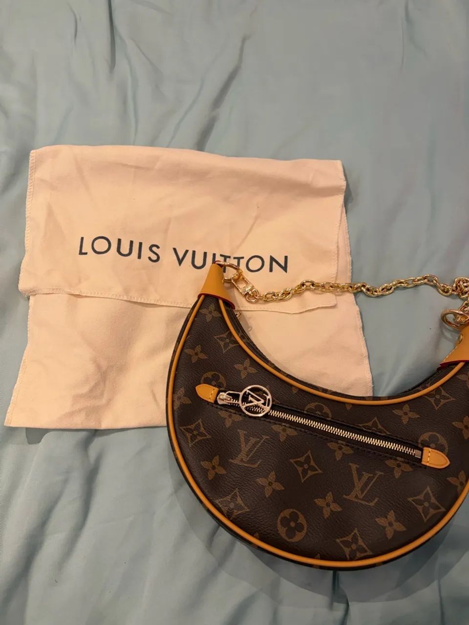 Bolsa Louis Vuitton Monogram - Mini Hobo com Corrente Dourada - Foto 3