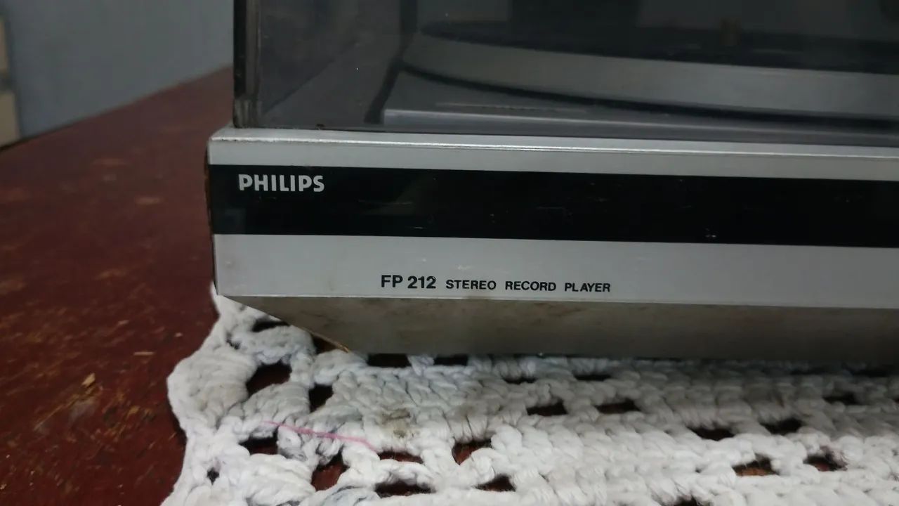 Toca Disco Antigo Philips Retrô ( Sem teste ) Para Restauração  - Foto 3