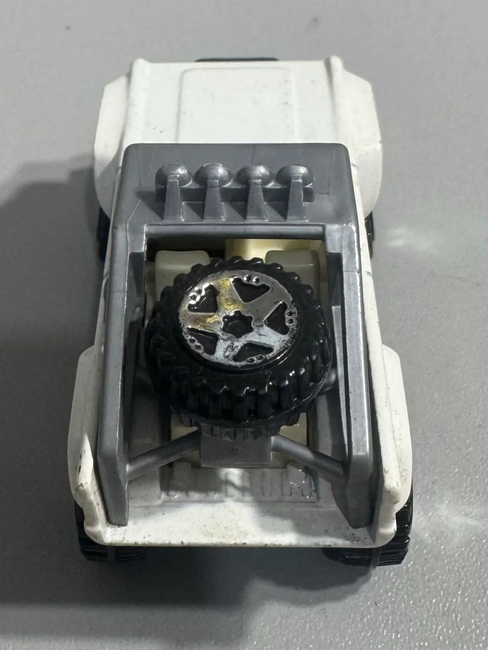 Hot Wheels Custom Ford Bronco (sem embalagem) New Models 2008 - Foto 4