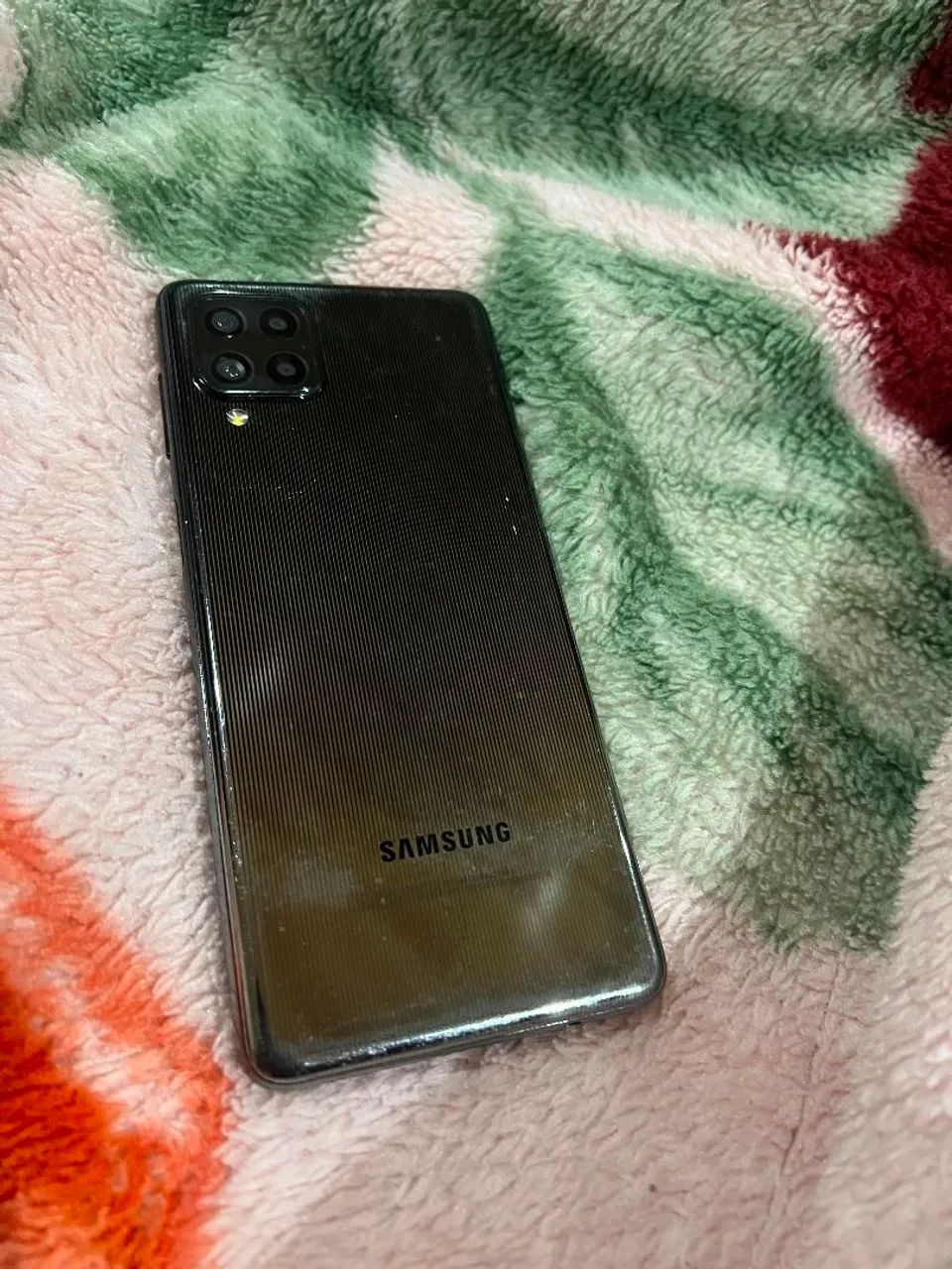 Samsung M62  - Foto 3