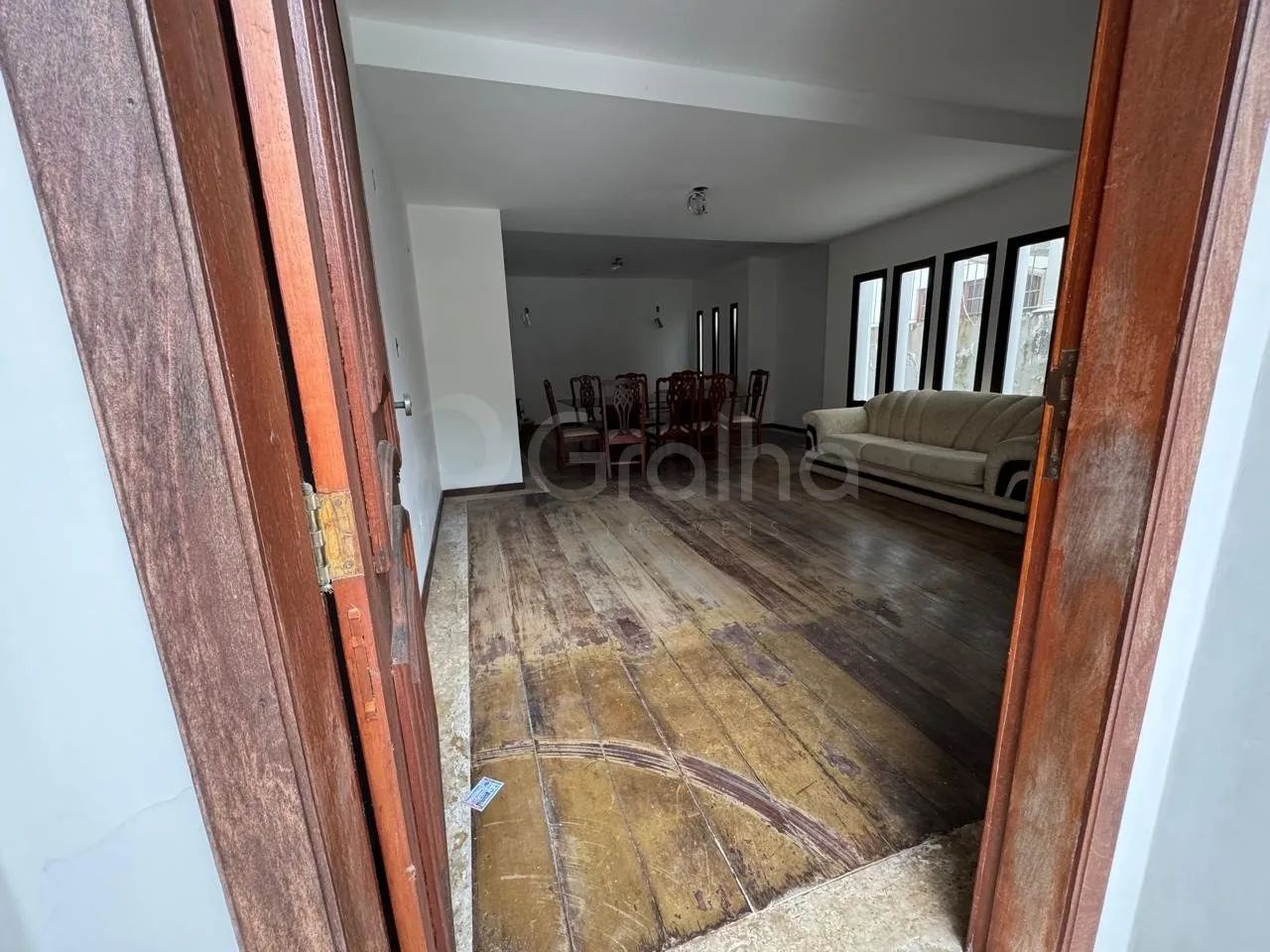 Casa no Itacurubi com 331,91 m2 e 5 quartos - Foto 4
