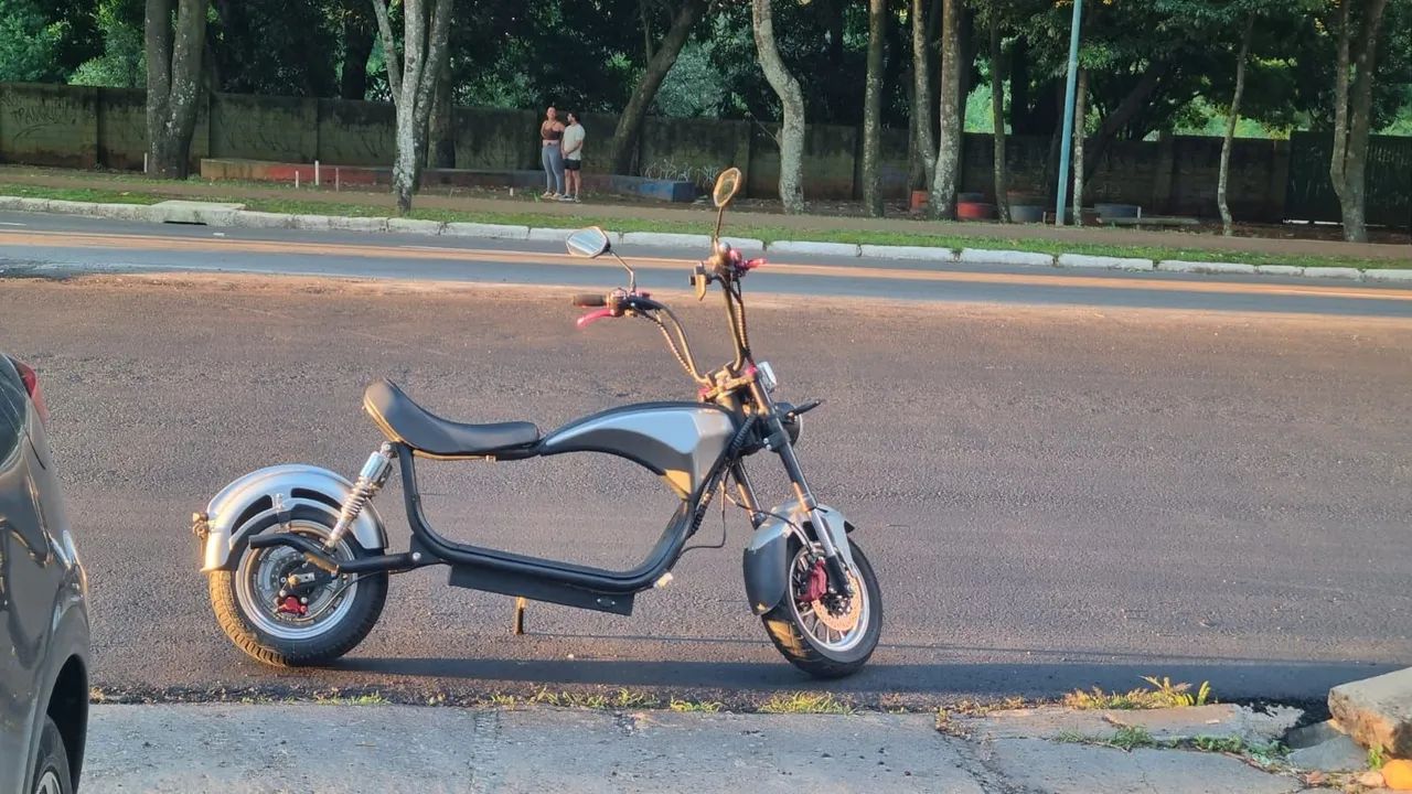Bicicleta elétrica estilo scooter - Foto 2