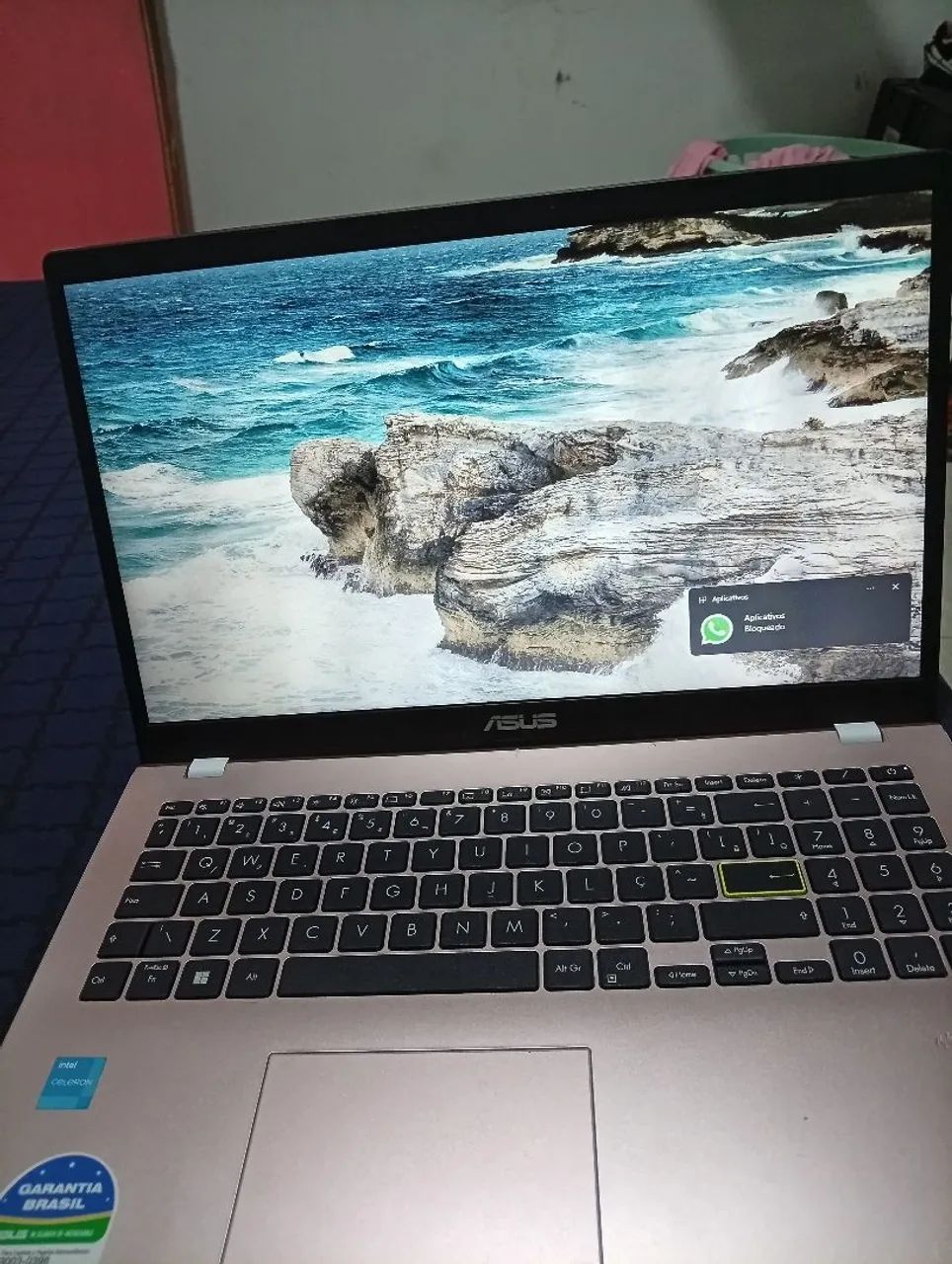 Vendo notebook da marca Asus em perfeito estado com pouquíssimas marcas de uso. - Foto 3