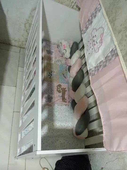 Berço completo 3 em 1 cama, sofá e berço 