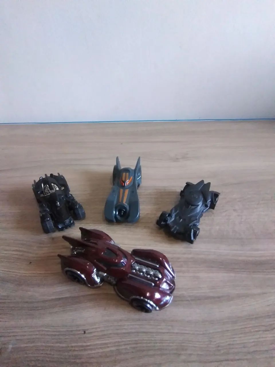 4 hotwhees serie  Batmans  - Foto 3