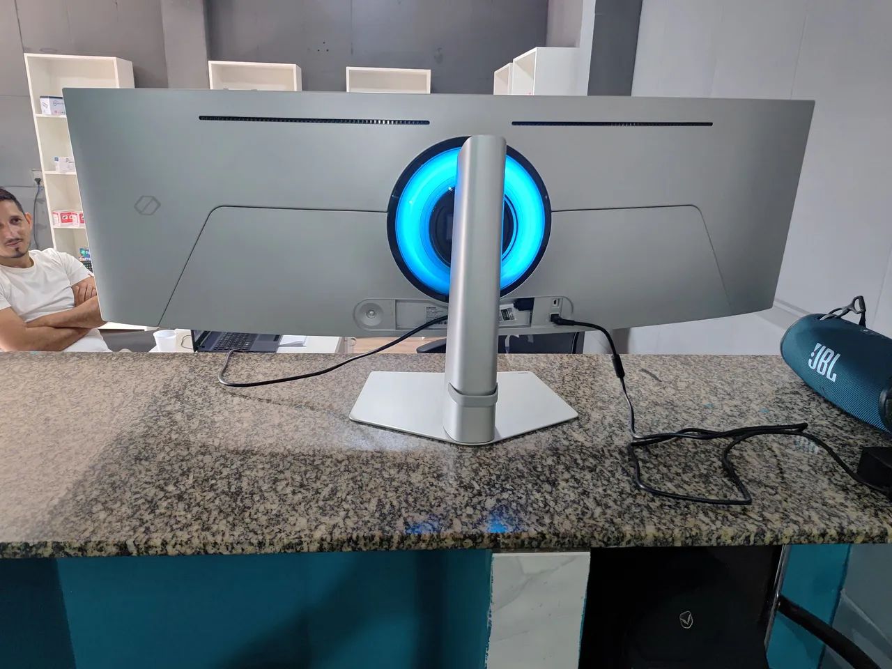 Monitor Samsung odyssey g49 240hz 0.03ms  - Foto 2