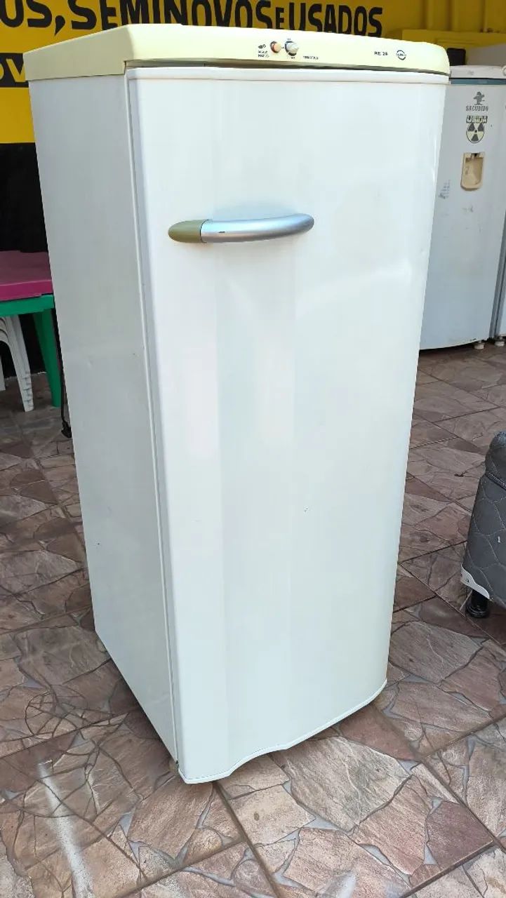 Geladeira Electrolux 280 litros  - Foto 2