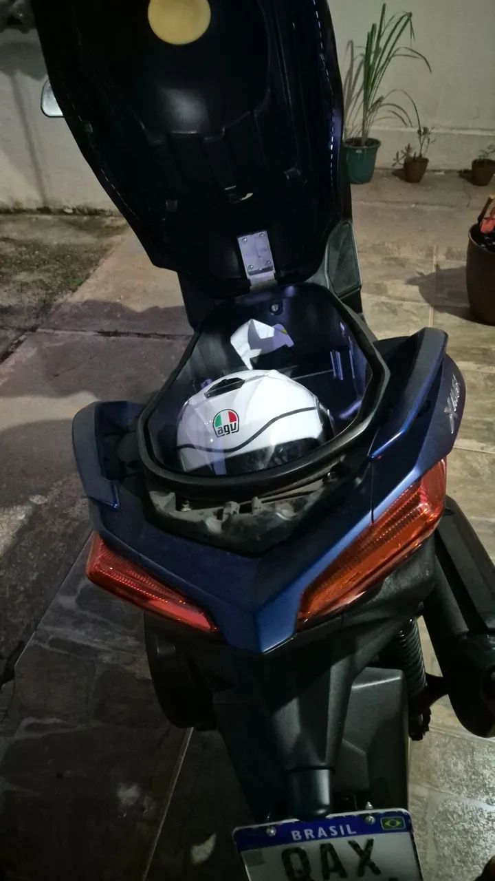 X Max 250  - Foto 4