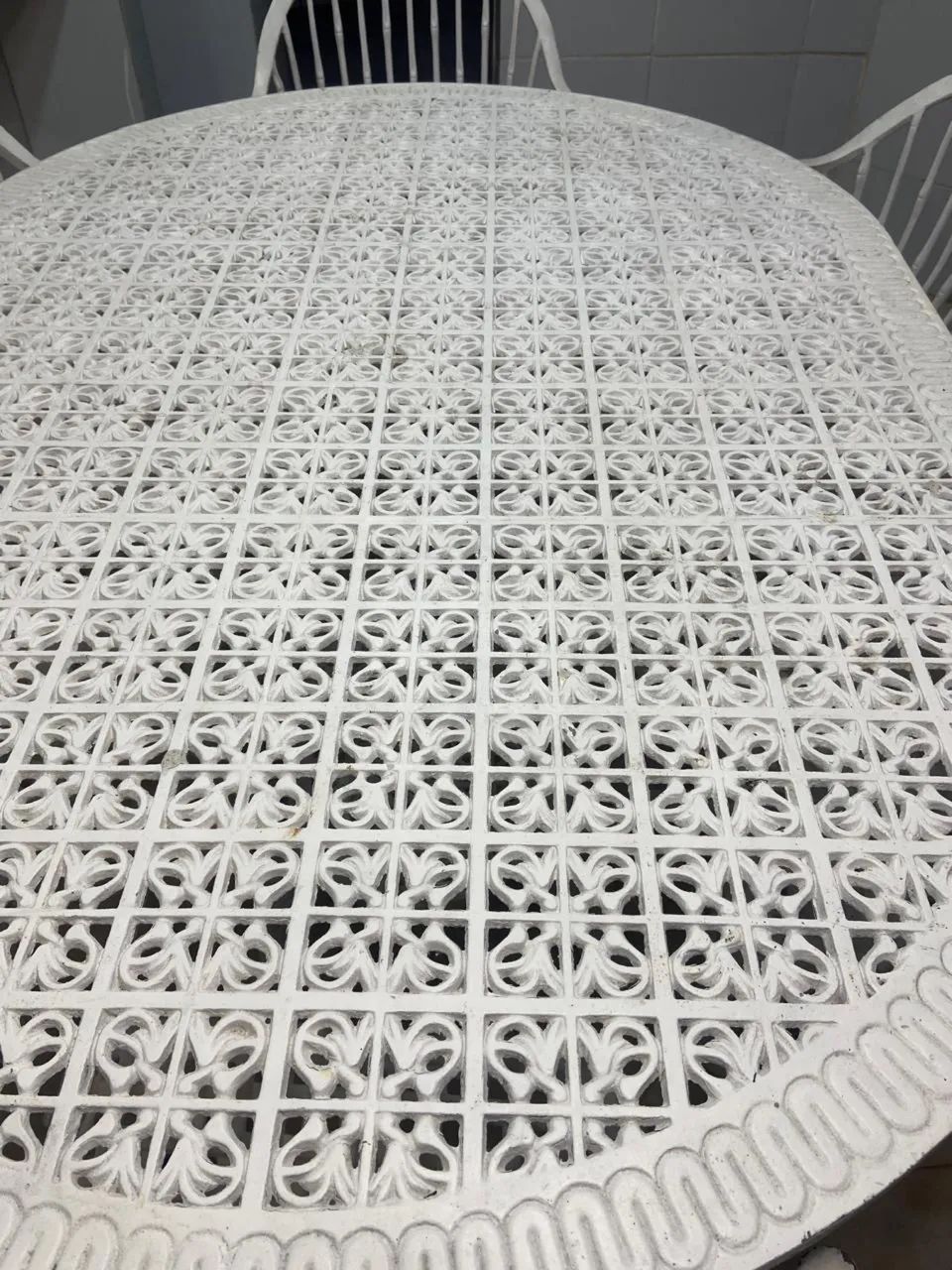 Mesa de jardim branca - Foto 4