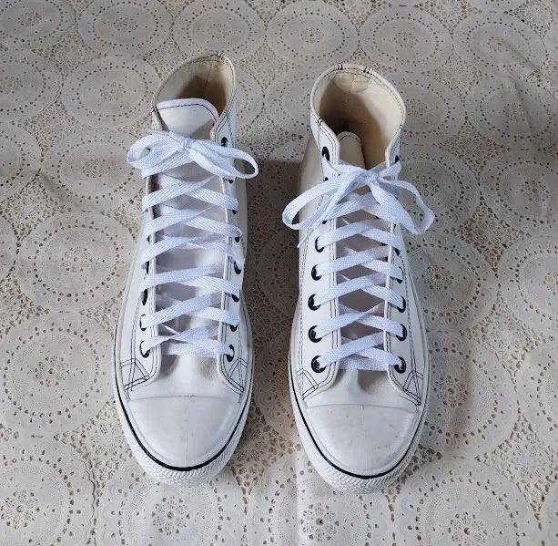 Sapato branco cano médio